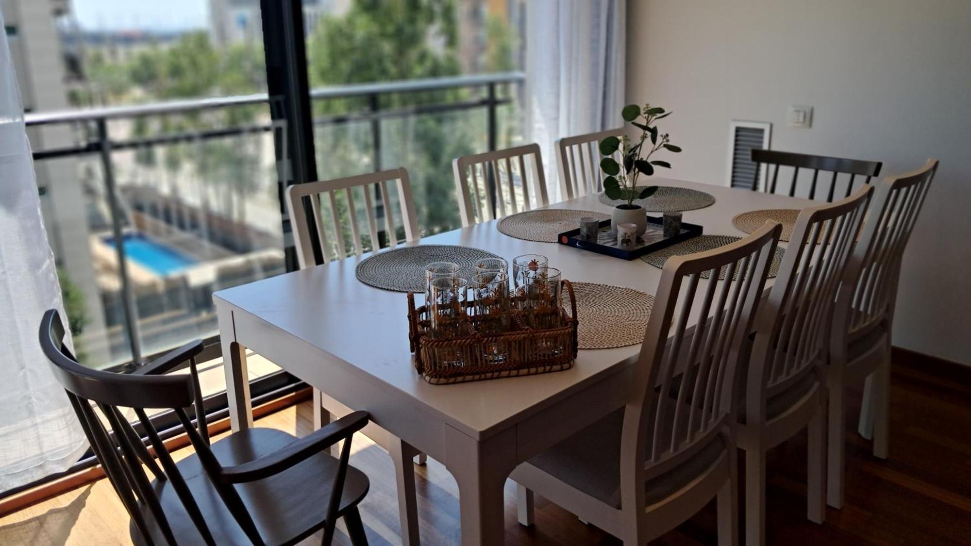 Modern Apartment, With Parking, Close To The Beach!! سان أدريان دي بيزوس المظهر الخارجي الصورة